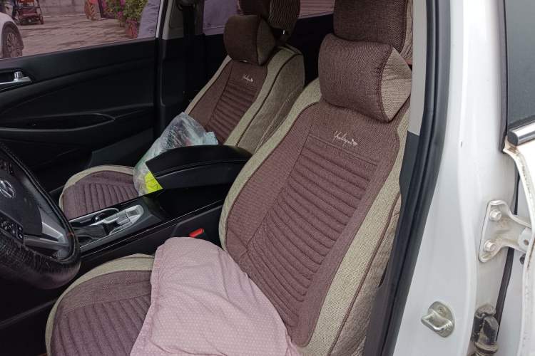 Used Hyundai Tucson 2019 280TGDi Dual-Clutch Two-Wheel Drive Fashion Edition China VI Standard Left Front Seat