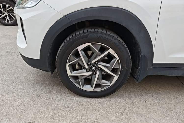 Used Hyundai Tucson 2019 280TGDi Dual-Clutch Two-Wheel Drive Fashion Edition China V Standard Left Front Wheel Hub