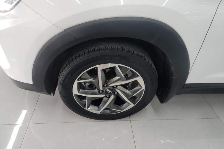 Used Hyundai Tucson 2019 280TGDi Dual-Clutch Two-Wheel Drive Fashion Edition China VI Standard Left Front Wheel Hub