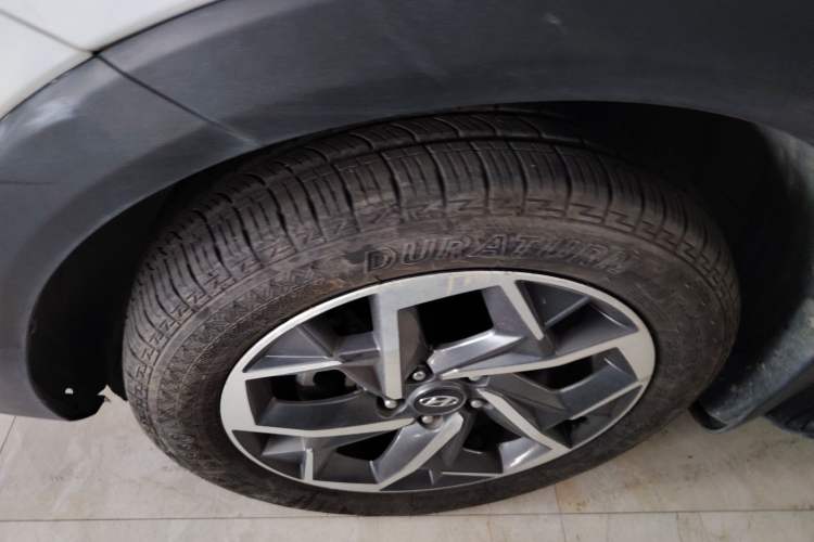 Used Hyundai Tucson 2019 280TGDi Dual-Clutch Two-Wheel Drive Fashion Edition China VI Standard Left Front Wheel Hub
