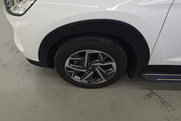 Used Hyundai Tucson 2019 280TGDi Dual-Clutch Two-Wheel Drive Fashion Edition China V Standard Left Front Wheel Hub