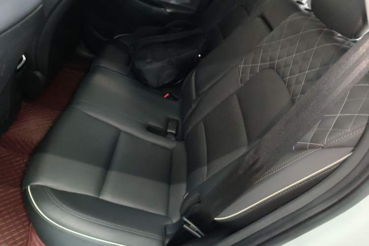 Used Hyundai Tucson 2019 280TGDi Dual-Clutch Two-Wheel Drive Fashion Edition China VI Standard Left Rear Seat