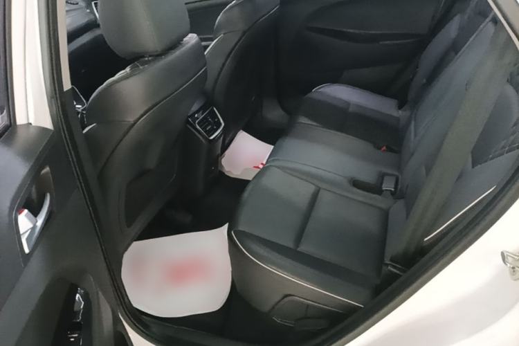 Used Hyundai Tucson 2019 280TGDi Dual-Clutch Two-Wheel Drive Fashion Edition China VI Standard Left Rear Seat