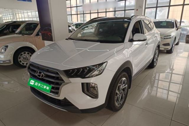 Used Hyundai Tucson 2019 280TGDi Dual-Clutch Two-Wheel Drive Fashion Edition China VI Standard