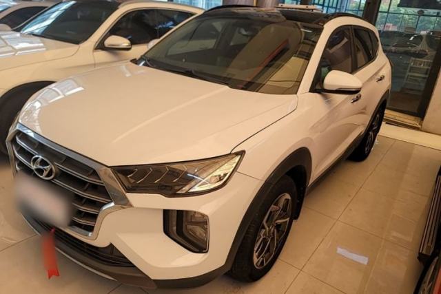 Hyundai Tucson 2019 280TGDi Dual-Clutch Two-Wheel Drive Fashion Edition China V Standard مستعملة