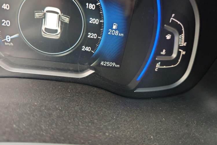 Used Hyundai Tucson 2019 280TGDi Dual-Clutch Two-Wheel Drive Smart Connect Version China V Standard Odometer Close Up