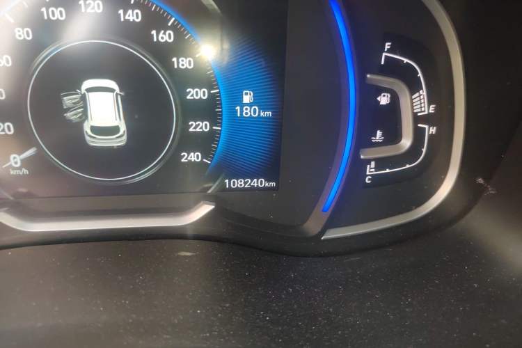 Used Hyundai Tucson 2019 280TGDi Dual-Clutch Two-Wheel Drive Smart Connect Version China VI Odometer Close Up