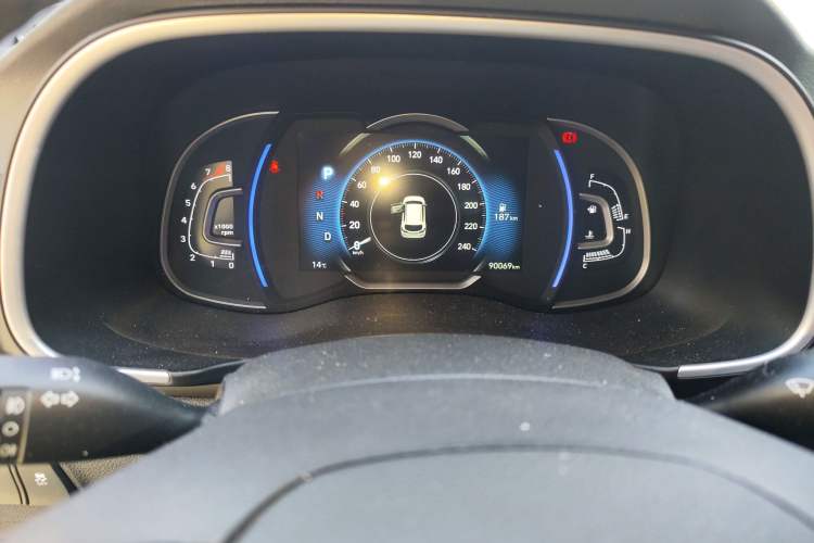 Used Hyundai Tucson 2019 280TGDi Dual-Clutch Two-Wheel Drive Smart Connect Version China V Standard Odometer Close Up