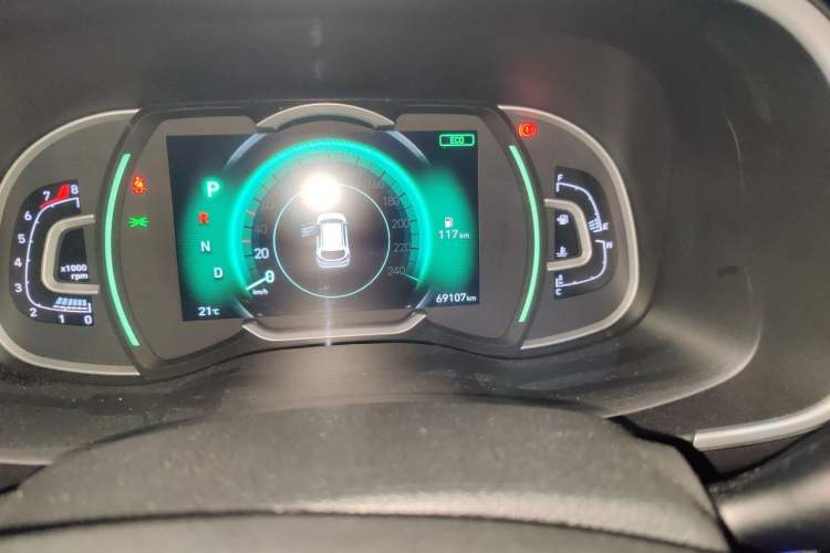 Used Hyundai Tucson 2019 280TGDi Dual-Clutch Two-Wheel Drive Smart Connect Version China V Standard Odometer Close Up