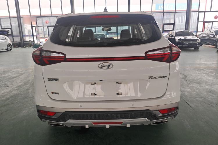 Used Hyundai Tucson 2019 280TGDi Dual-Clutch Two-Wheel Drive Fashion Edition China VI Standard Rear