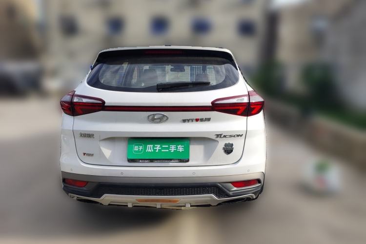 Used Hyundai Tucson 2019 280TGDi Dual-Clutch Two-Wheel Drive Fashion Edition China VI Standard Rear