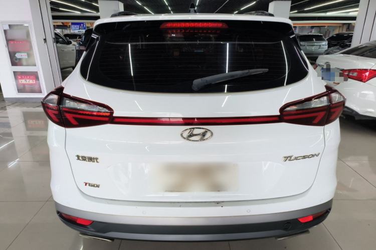 Used Hyundai Tucson 2019 280TGDi Dual-Clutch Two-Wheel Drive Fashion Edition China VI Standard Rear