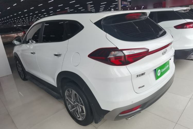 Used Hyundai Tucson 2019 280TGDi Dual-Clutch Two-Wheel Drive Fashion Edition China VI Standard Rear Left 45 Deg