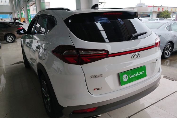 Used Hyundai Tucson 2019 280TGDi Dual-Clutch Two-Wheel Drive Fashion Edition China VI Standard Rear Left 45 Deg