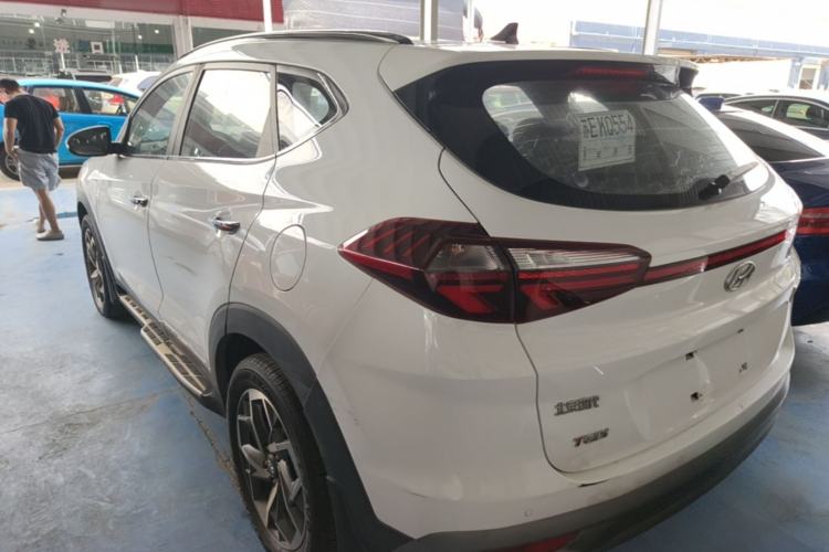 Used Hyundai Tucson 2019 280TGDi Dual-Clutch Two-Wheel Drive Fashion Edition China VI Standard Rear Left 45 Deg
