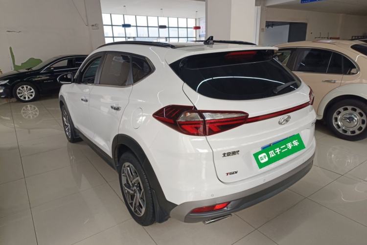 Used Hyundai Tucson 2019 280TGDi Dual-Clutch Two-Wheel Drive Fashion Edition China VI Standard Rear Left 45 Deg