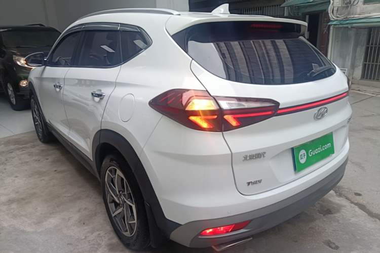 Used Hyundai Tucson 2019 280TGDi Dual-Clutch Two-Wheel Drive Smart Connect Version China V Standard Rear Left 45 Deg