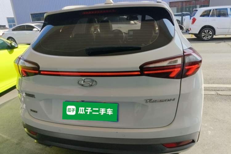 Used Hyundai Tucson 2019 280TGDi Dual-Clutch Two-Wheel Drive Smart Connect Version China V Standard Rear