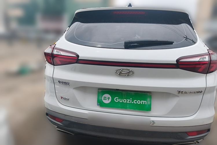 Used Hyundai Tucson 2019 280TGDi Dual-Clutch Two-Wheel Drive Fashion Edition China VI Standard Rear