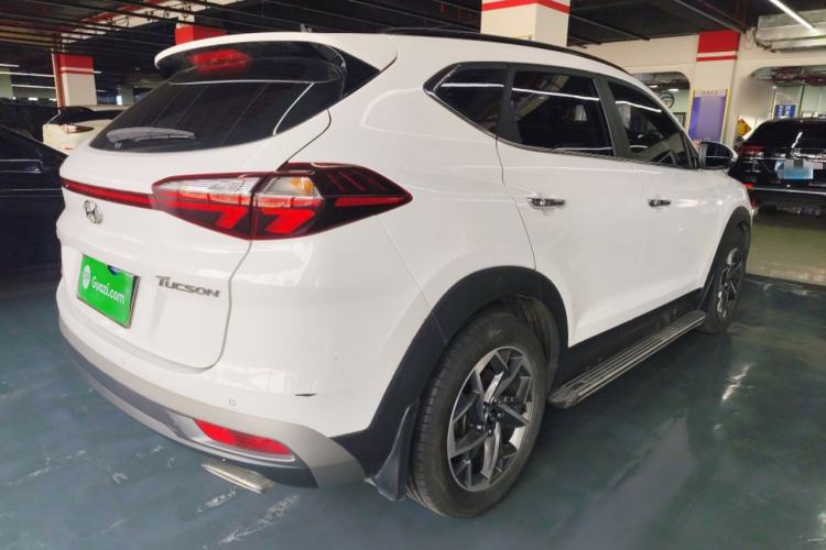 Used Hyundai Tucson 2019 280TGDi Dual-Clutch Two-Wheel Drive Fashion Edition China VI Standard Rear Right 45 Deg