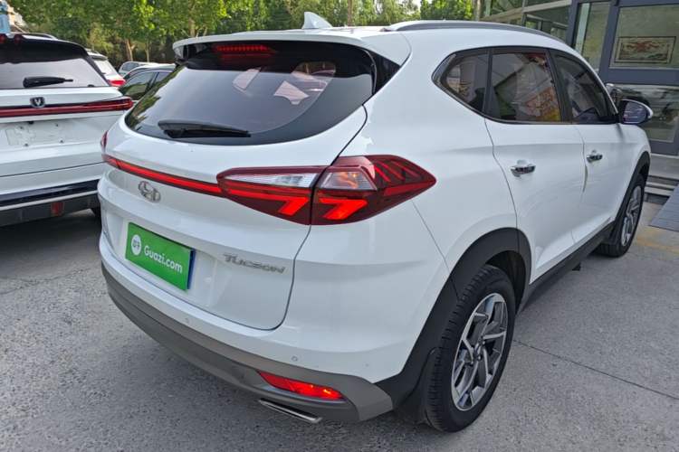 Used Hyundai Tucson 2019 280TGDi Dual-Clutch Two-Wheel Drive Smart Connect Version China V Standard Rear Right 45 Deg