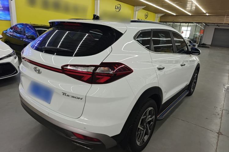Used Hyundai Tucson 2019 280TGDi Dual-Clutch Two-Wheel Drive Fashion Edition China V Standard Rear Right 45 Deg
