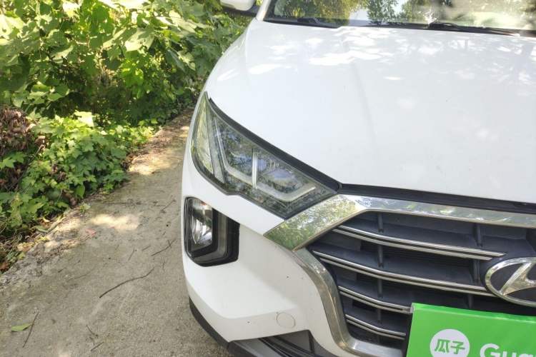 Used Hyundai Tucson 2019 280TGDi Dual-Clutch Two-Wheel Drive Smart Connect Version China VI Right Front Headlight