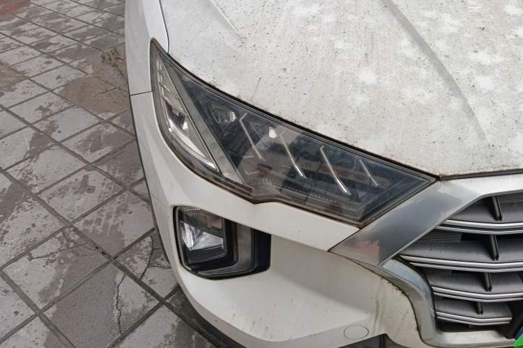 Used Hyundai Tucson 2019 280TGDi Dual-Clutch Two-Wheel Drive Fashion Edition China VI Standard Right Front Headlight