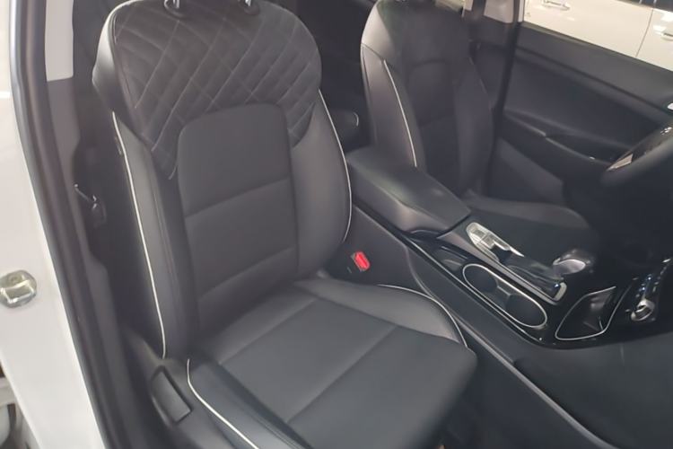 Used Hyundai Tucson 2019 280TGDi Dual-Clutch Two-Wheel Drive Fashion Edition China VI Standard Right Front Seat
