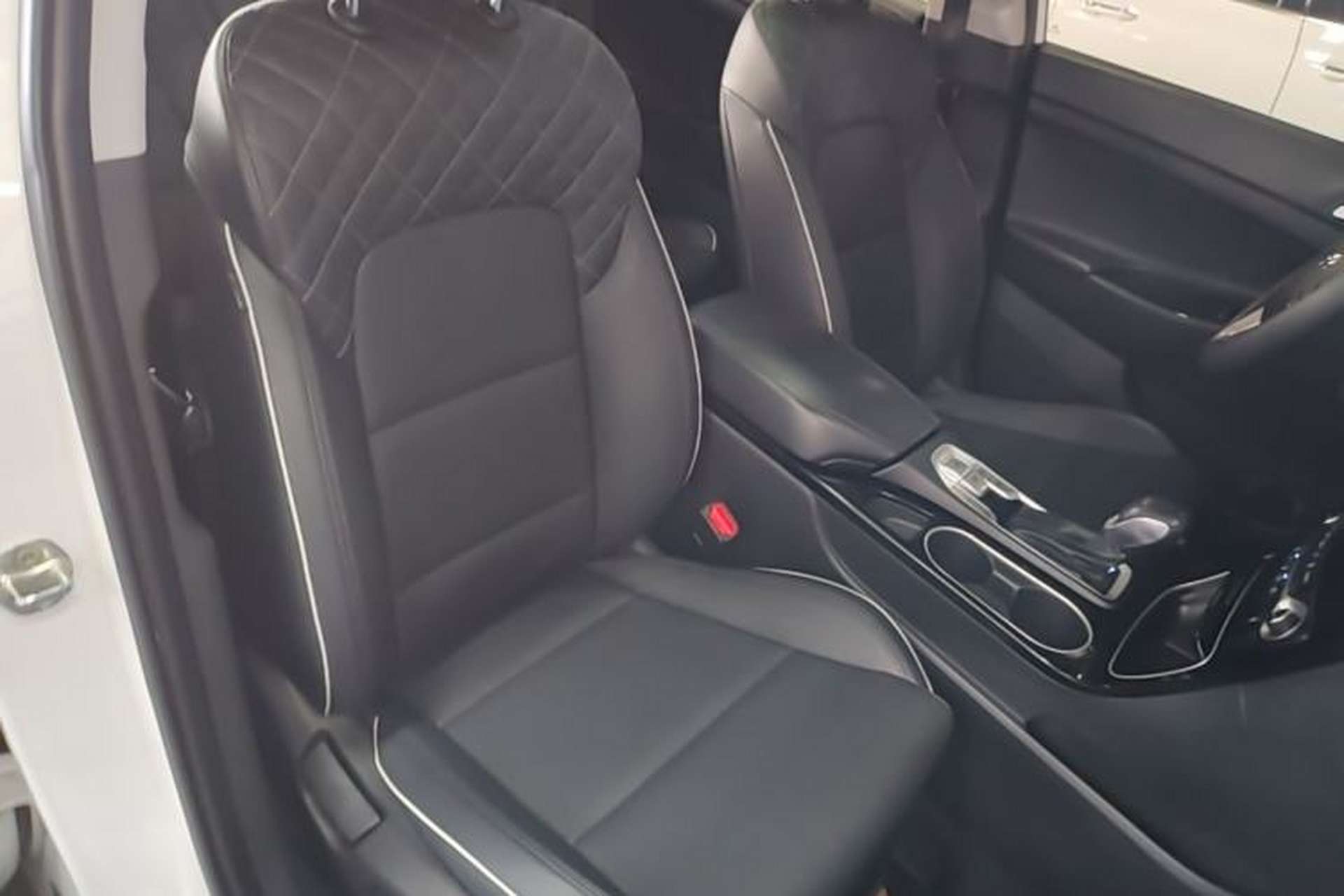 Used Hyundai Tucson 2019 280TGDi Dual-Clutch Two-Wheel Drive Fashion Edition China VI Standard Right Front Seat
