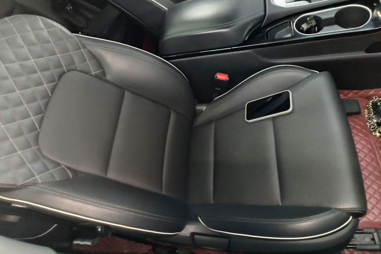 Used Hyundai Tucson 2019 280TGDi Dual-Clutch Two-Wheel Drive Fashion Edition China VI Standard Right Front Seat