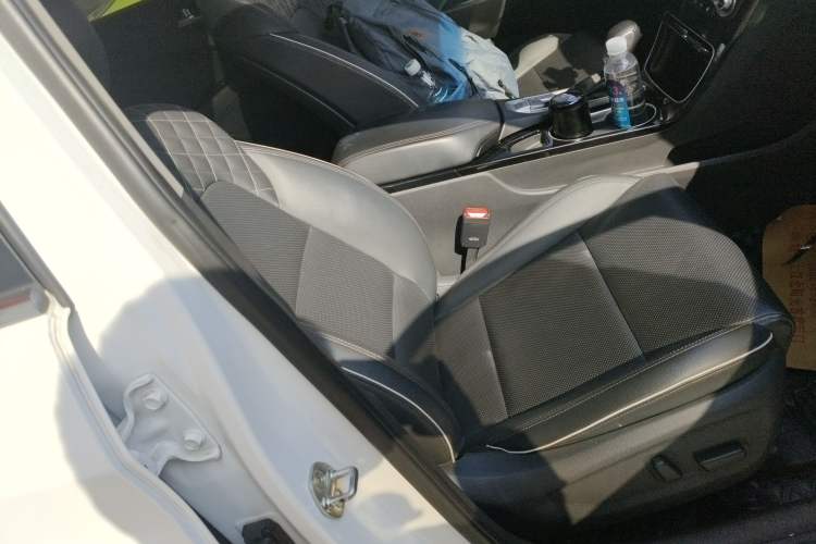 Used Hyundai Tucson 2019 280TGDi Dual-Clutch Two-Wheel Drive Smart Connect Version China V Standard Right Front Seat