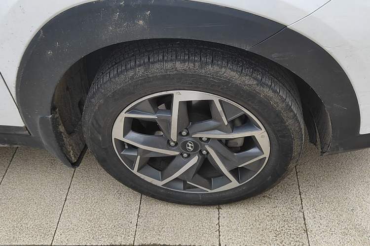 Used Hyundai Tucson 2019 280TGDi Dual-Clutch Two-Wheel Drive Fashion Edition China VI Standard Right Front Wheel Hub