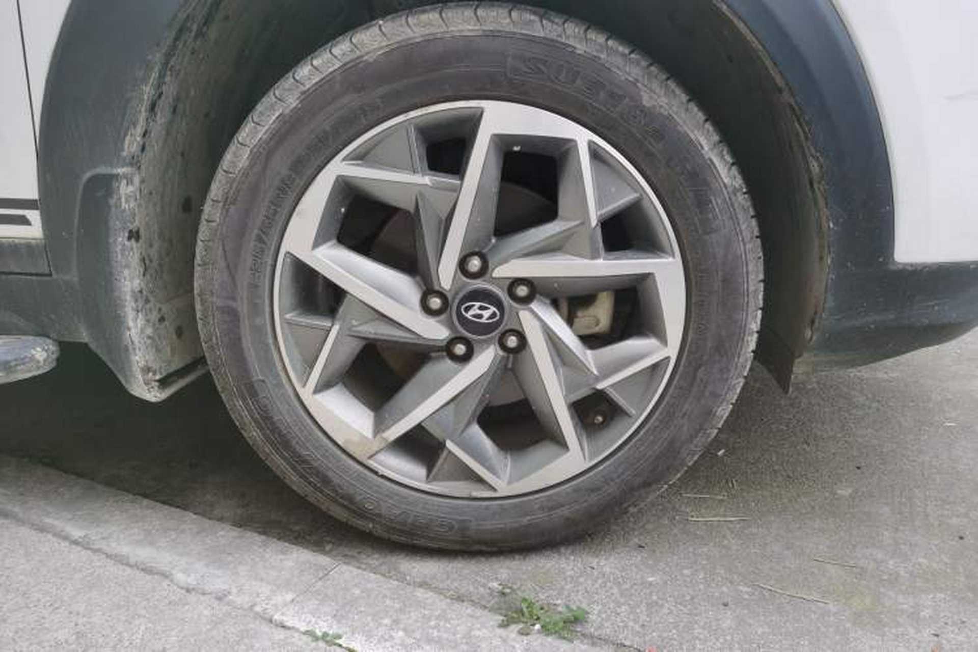 Used Hyundai Tucson 2019 280TGDi Dual-Clutch Two-Wheel Drive Fashion Edition China V Standard Right Front Wheel Hub