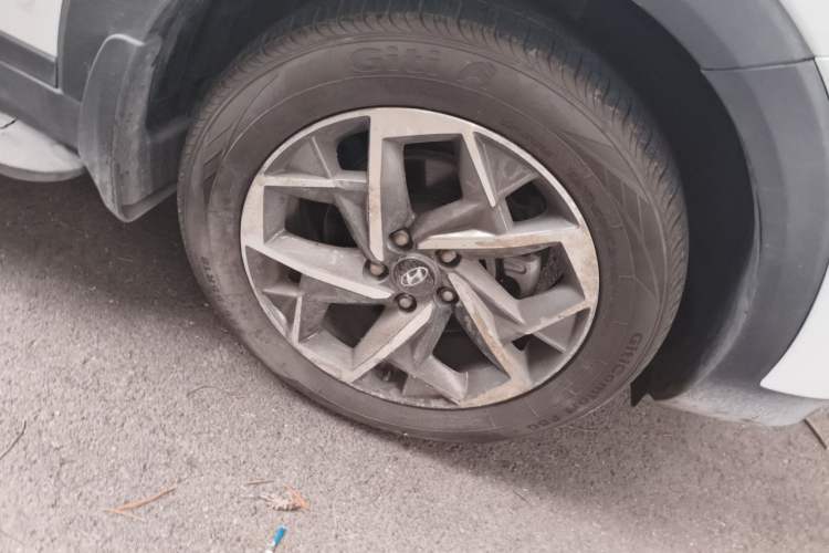 Used Hyundai Tucson 2019 280TGDi Dual-Clutch Two-Wheel Drive Smart Connect Version China V Standard Right Front Wheel Hub