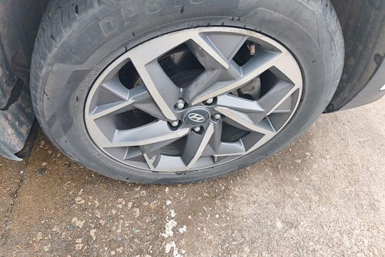 Used Hyundai Tucson 2019 280TGDi Dual-Clutch Two-Wheel Drive Fashion Edition China VI Standard Right Front Wheel Hub