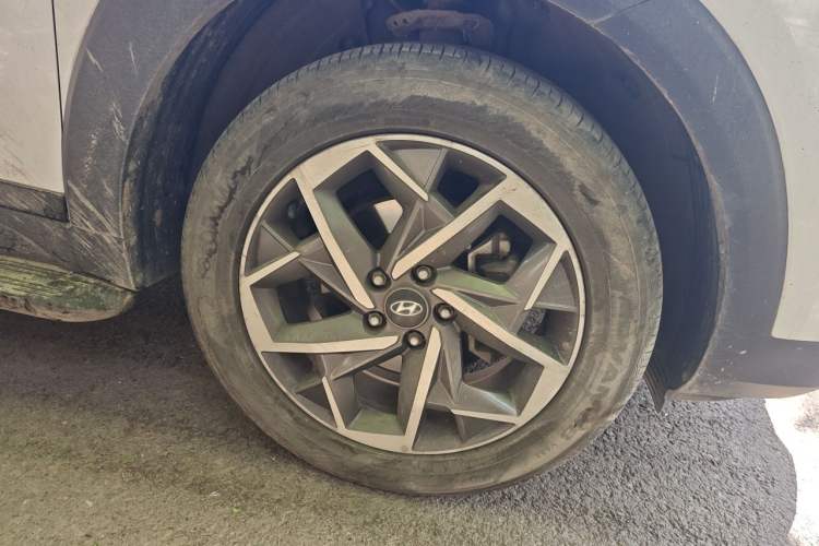 Used Hyundai Tucson 2019 280TGDi Dual-Clutch Two-Wheel Drive Fashion Edition China VI Standard Right Front Wheel Hub