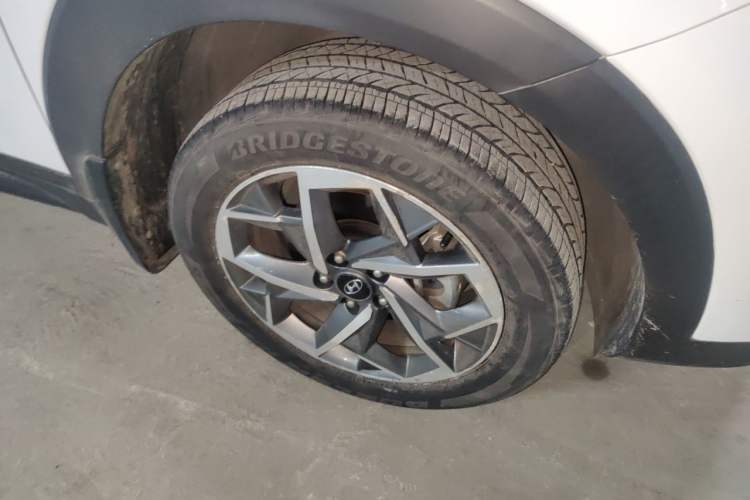 Used Hyundai Tucson 2019 280TGDi Dual-Clutch Two-Wheel Drive Smart Connect Version China V Standard Right Front Wheel Hub