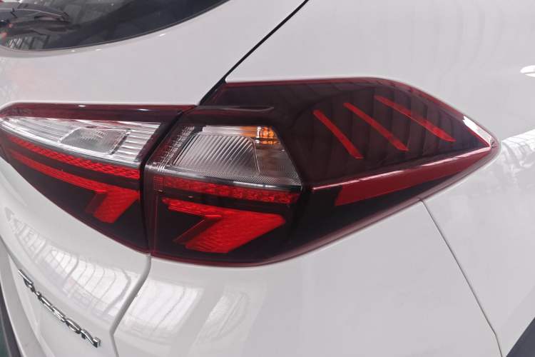 Used Hyundai Tucson 2019 280TGDi Dual-Clutch Two-Wheel Drive Fashion Edition China VI Standard Right Rear Taillight