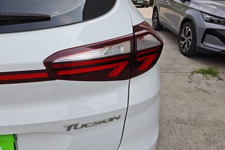Used Hyundai Tucson 2019 280TGDi Dual-Clutch Two-Wheel Drive Fashion Edition China V Standard Right Rear Taillight