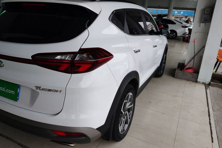 Used Hyundai Tucson 2019 280TGDi Dual-Clutch Two-Wheel Drive Fashion Edition China VI Standard Right Rear Taillight