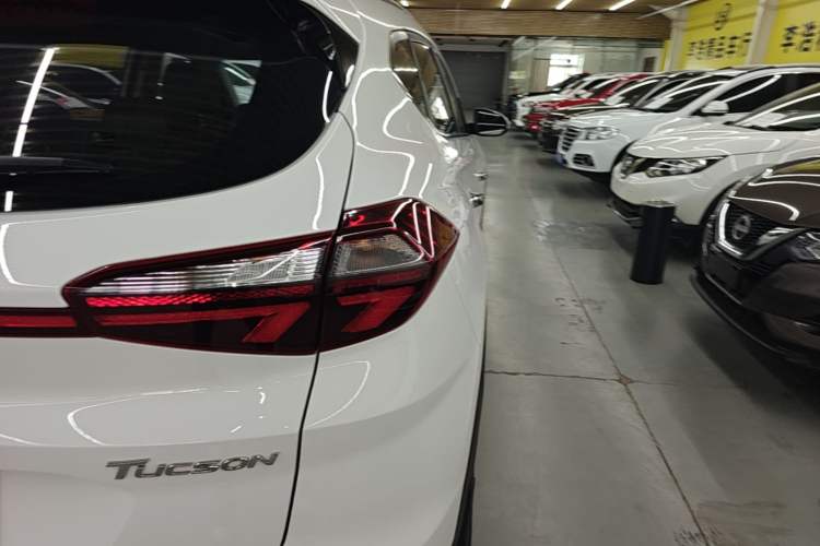 Used Hyundai Tucson 2019 280TGDi Dual-Clutch Two-Wheel Drive Fashion Edition China V Standard Right Rear Taillight