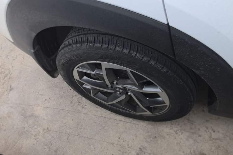 Used Hyundai Tucson 2019 280TGDi Dual-Clutch Two-Wheel Drive Smart Connect Version China VI Right Rear Wheel Hub