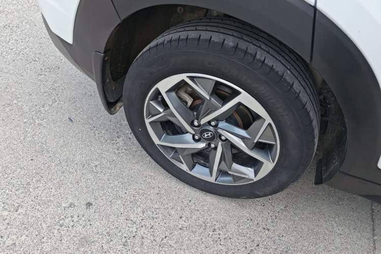 Used Hyundai Tucson 2019 280TGDi Dual-Clutch Two-Wheel Drive Smart Connect Version China V Standard Right Rear Wheel Hub