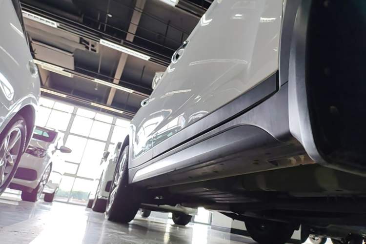 Used Hyundai Tucson 2019 280TGDi Dual-Clutch Two-Wheel Drive Fashion Edition China VI Standard Right Side Sill