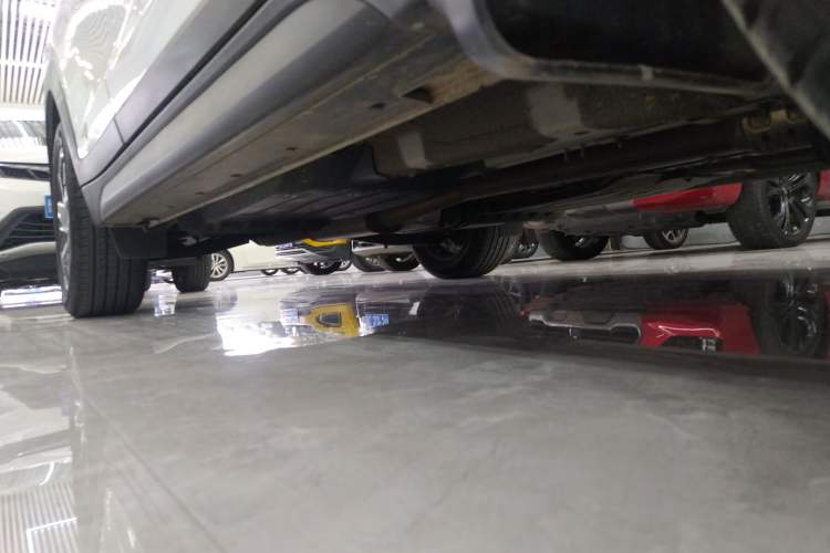 Used Hyundai Tucson 2019 280TGDi Dual-Clutch Two-Wheel Drive Fashion Edition China VI Standard Right Side Sill