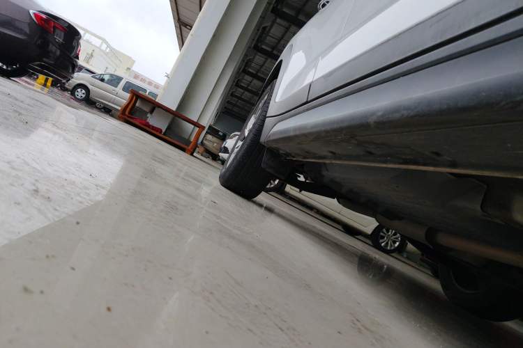 Used Hyundai Tucson 2019 280TGDi Dual-Clutch Two-Wheel Drive Fashion Edition China VI Standard Right Side Sill