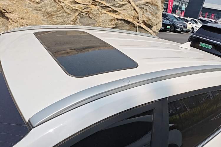 Used Hyundai Tucson 2019 280TGDi Dual-Clutch Two-Wheel Drive Smart Connect Version China VI Roof