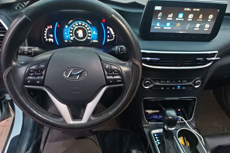 Used Hyundai Tucson 2019 280TGDi Dual-Clutch Two-Wheel Drive Fashion Edition China V Standard Steering Wheel