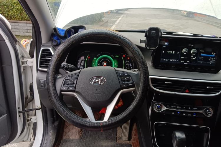 Used Hyundai Tucson 2019 280TGDi Dual-Clutch Two-Wheel Drive Fashion Edition China VI Standard Steering Wheel